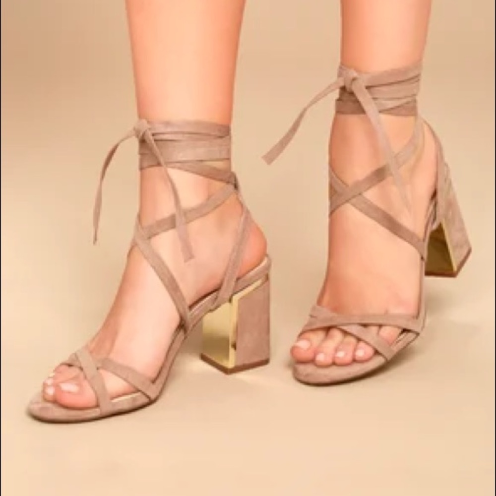 Lulu’s Ailsha Mauve Suede Lace-Up Heels Sz 7